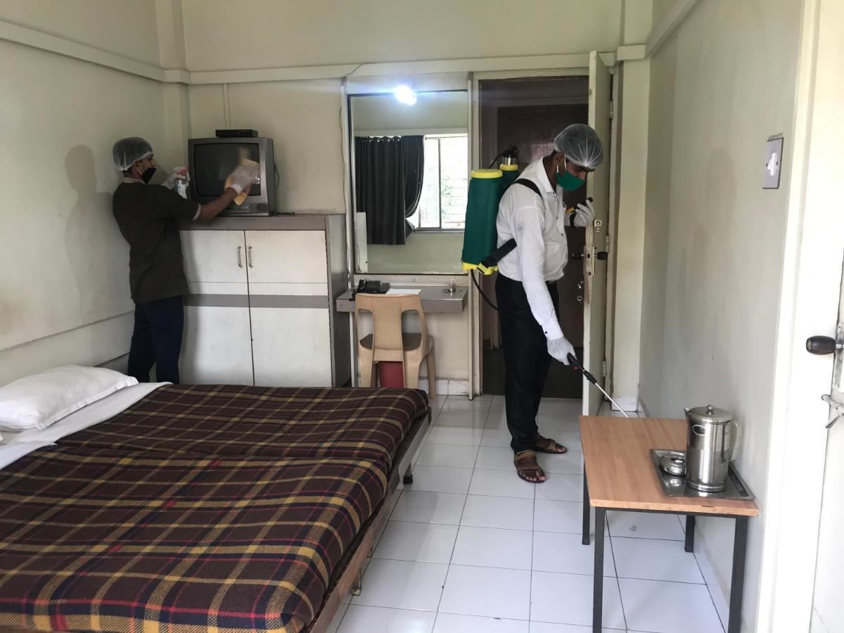 Hotel Maurya Residency Pune Esterno foto