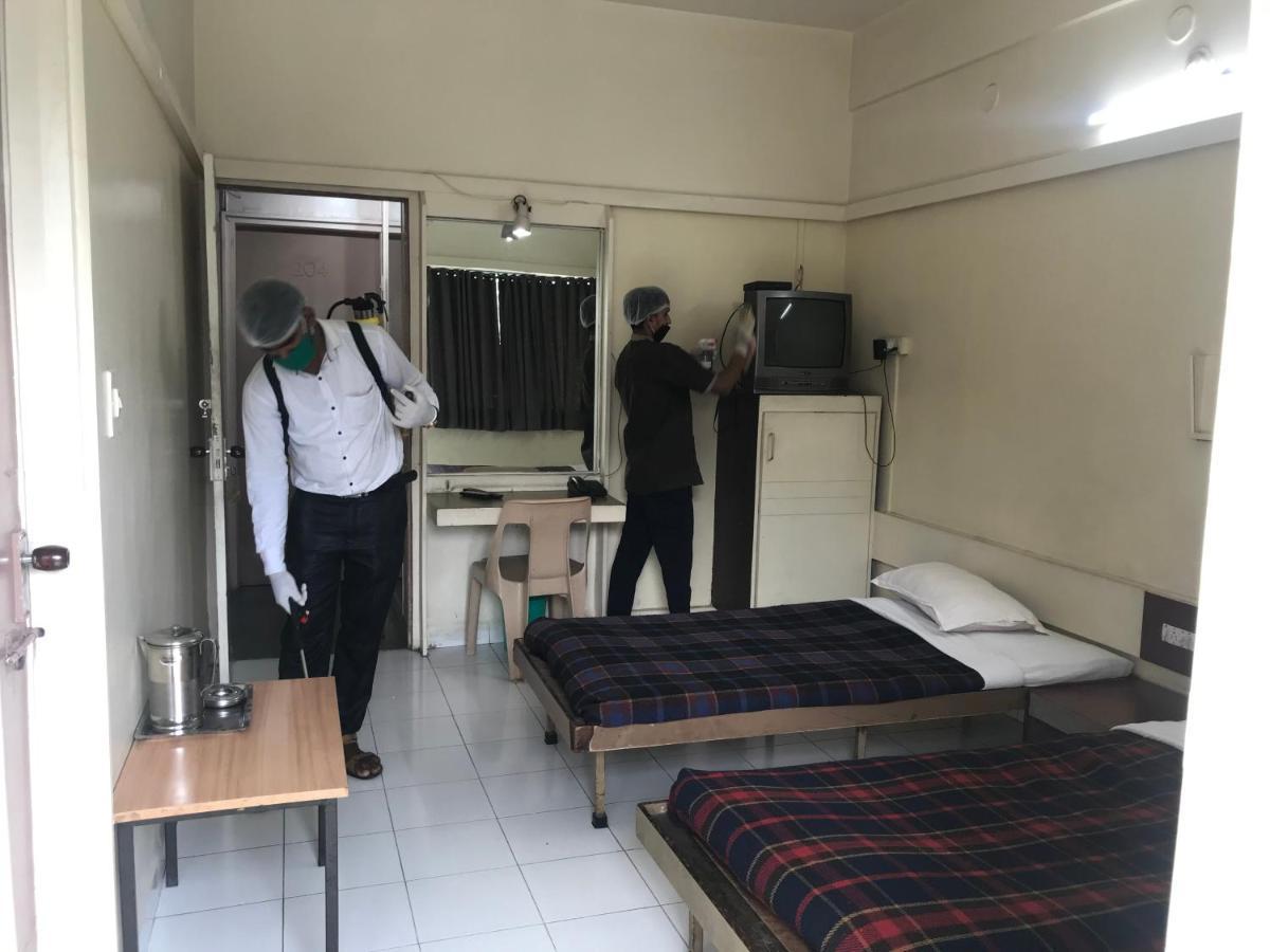 Hotel Maurya Residency Pune Esterno foto
